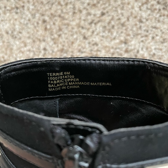 Thalia Sodi Terri ankle boot round toe side zipper buckle detail black size 6 - Picture 5 of 8